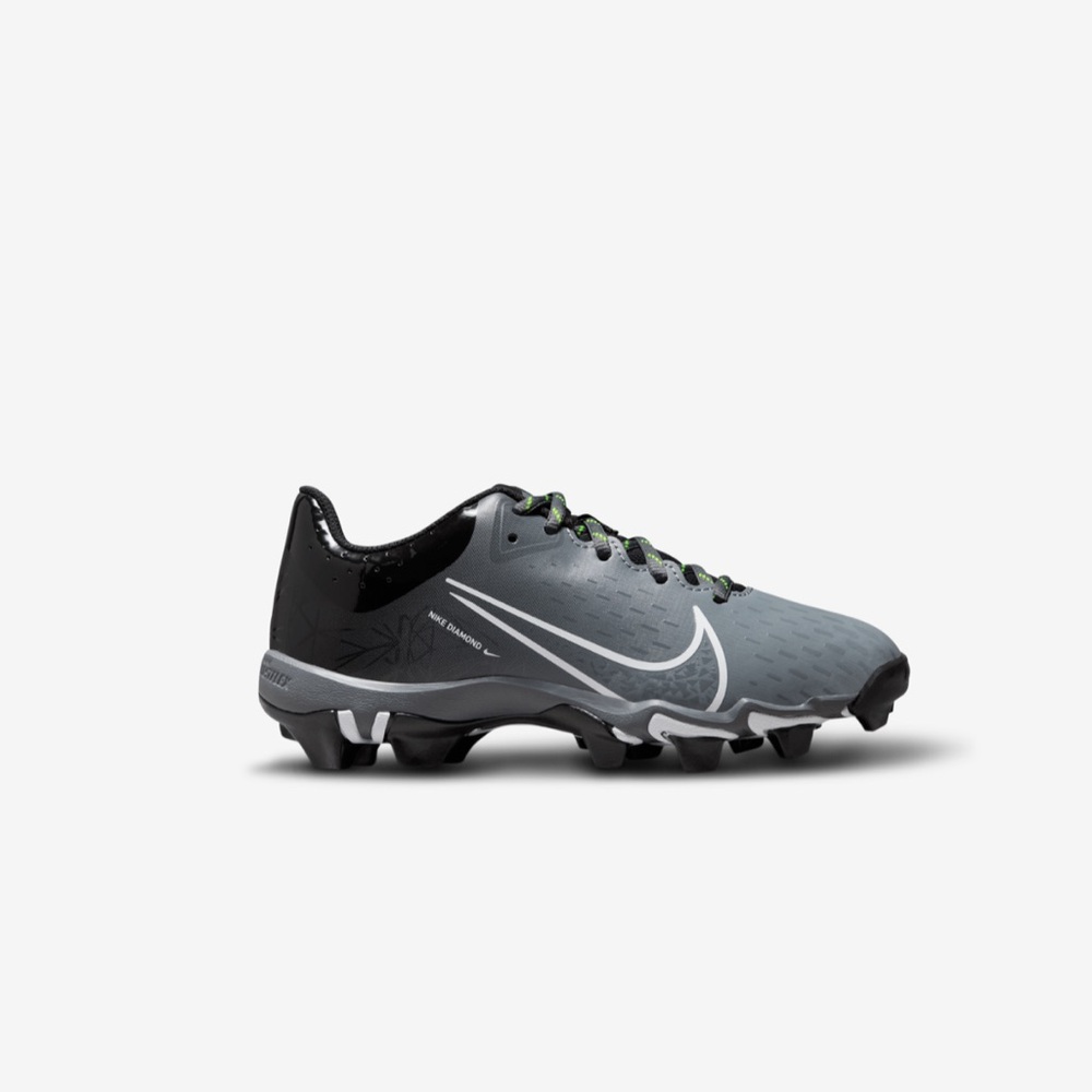 Nike Kids Softball cleats sz 5